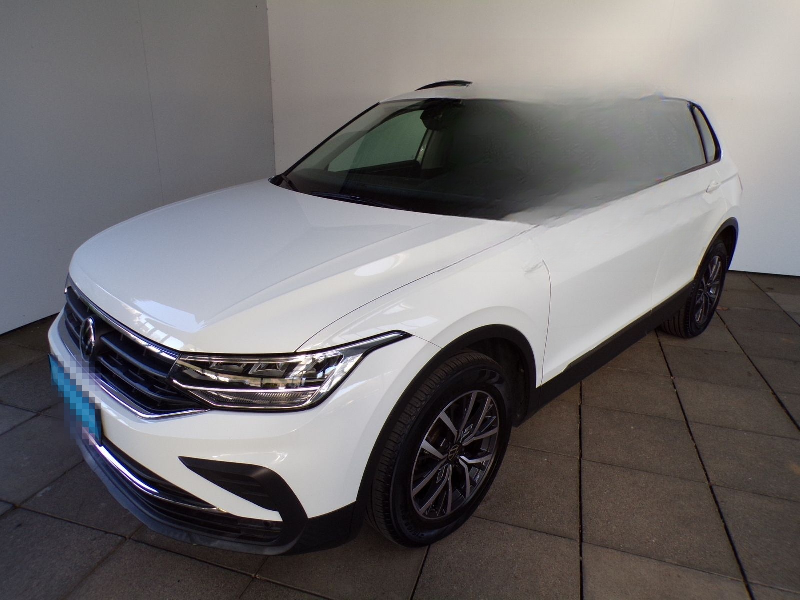 Volkswagen TIGUAN 2.0 TDI DSG LIFE / NAVI+LED'S+AHK+KAMERA foto 3