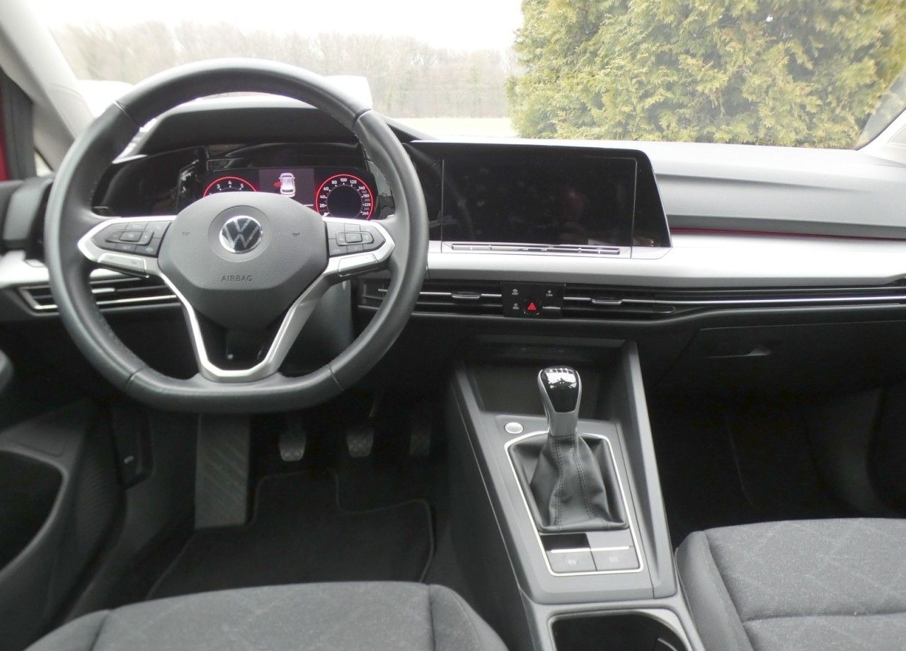 Volkswagen Golf 1.5TSI Life Panorama APP LED Lenkradheizung foto 3