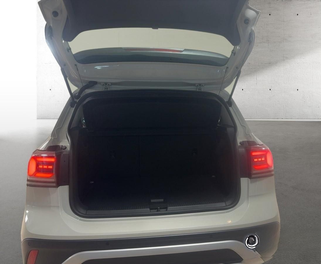 Volkswagen T-Cross LIFE 1.0 TSI NAVI ACC SHZ APP-C. foto 18