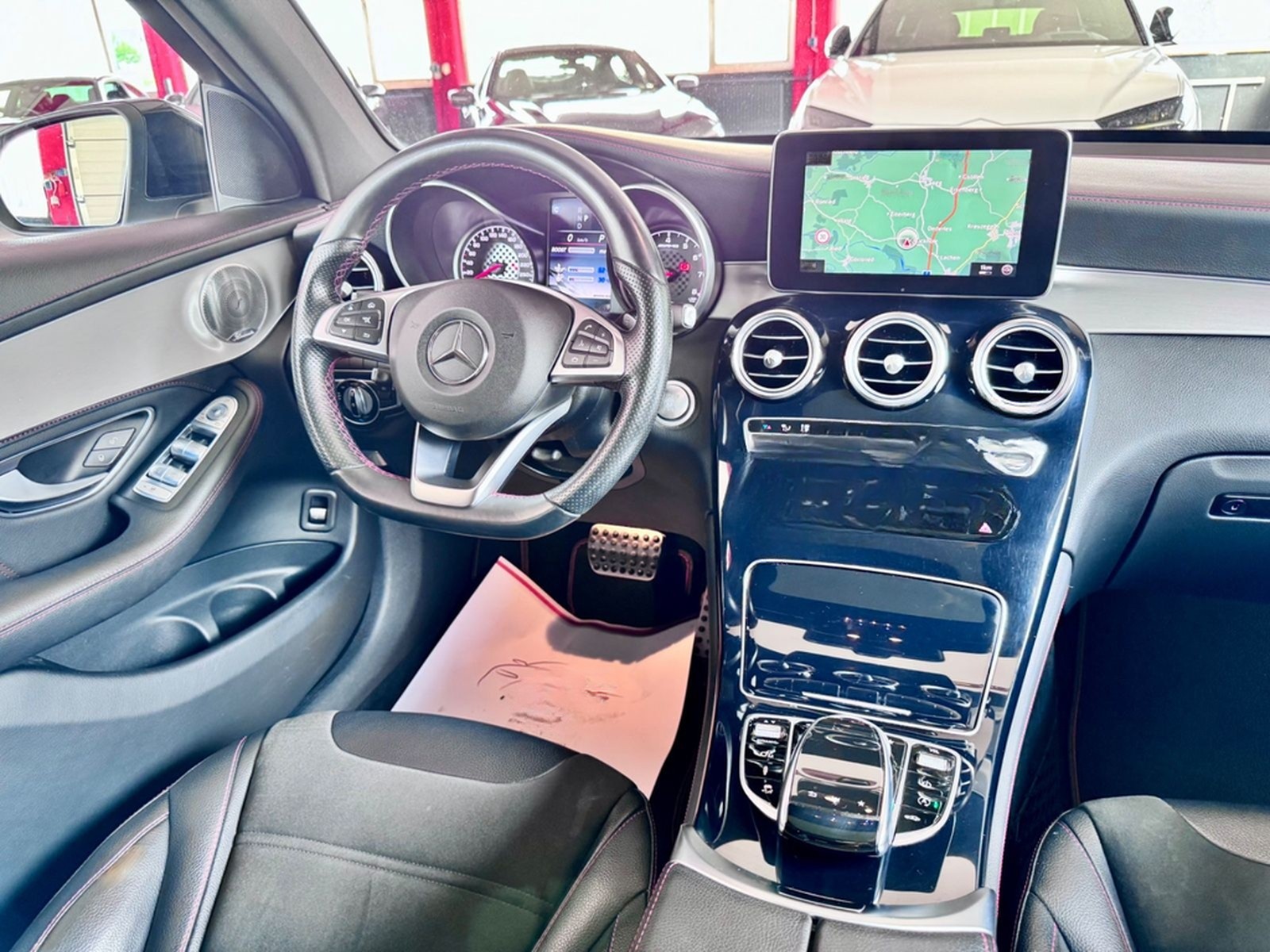 Mercedes-Benz GLC43 AMG Pano Burmester Airmatic LED KeylesGo19 foto 3
