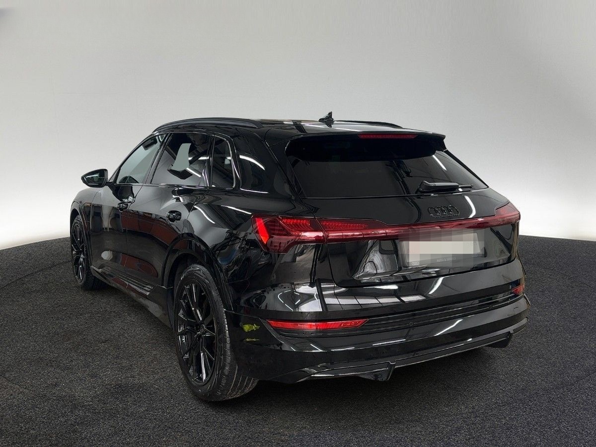 Audi e-tron 55 S line qua. 300kW AHK B&O Matrix Pano foto 2