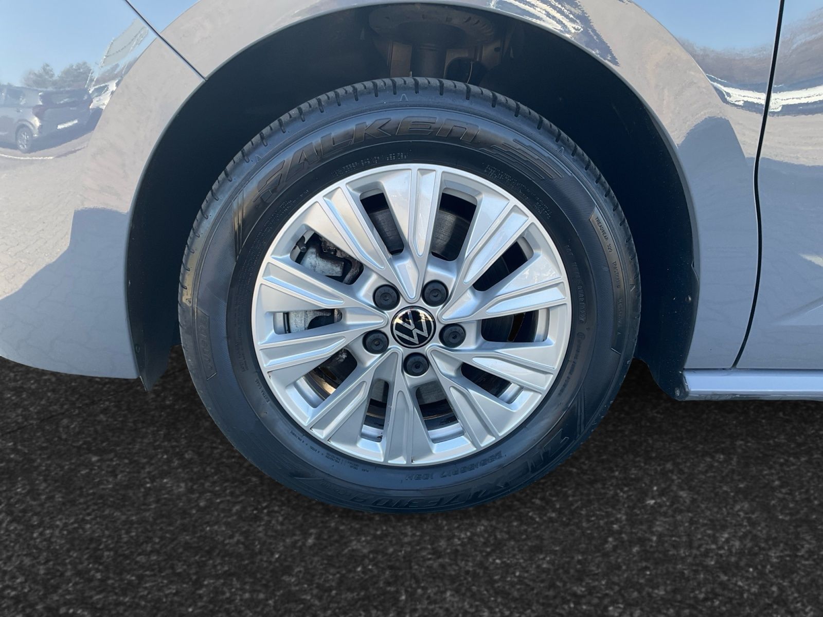 Volkswagen T7 Multivan 1.4 TSI eHybrid KÜ Life AHK/ACC/Rück foto 14