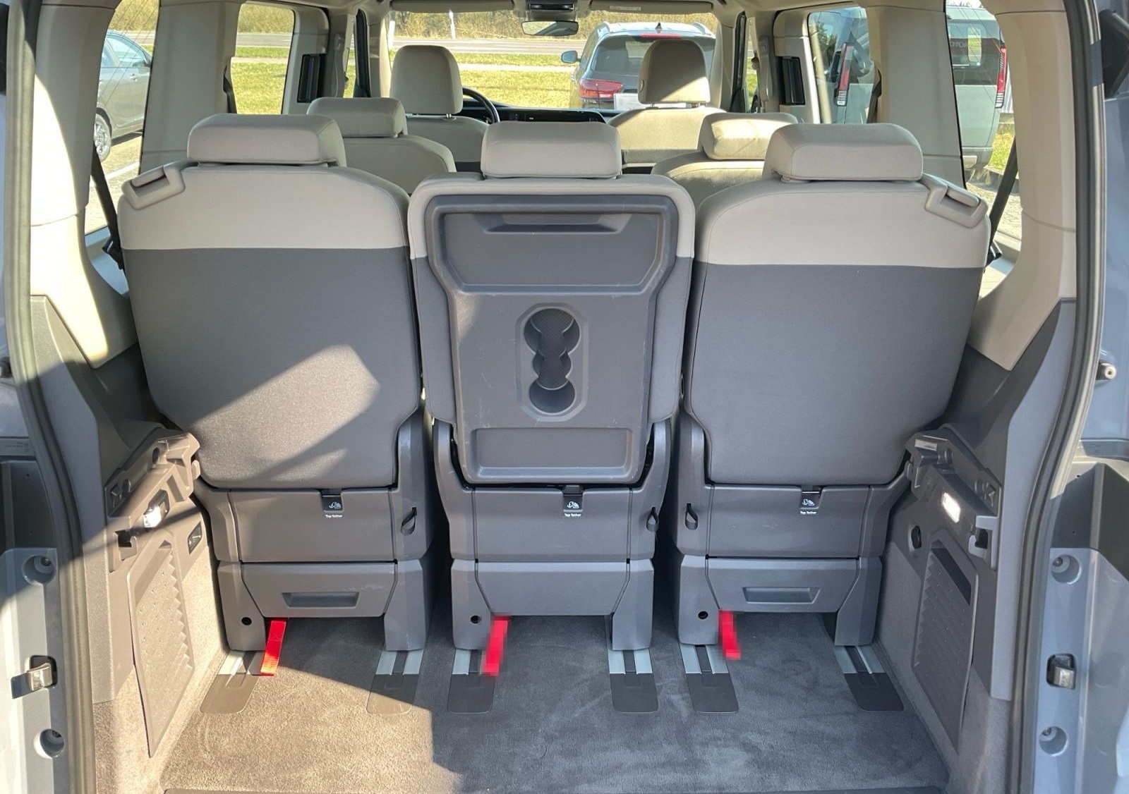 Volkswagen T7 Multivan 1.4 TSI eHybrid KÜ Life AHK/ACC/Rück foto 16