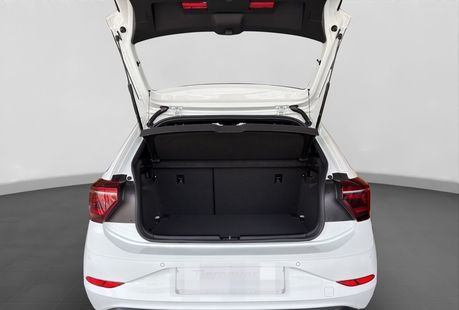 Volkswagen Polo 1.0 TSI DSG STYLE EDITION 50 REAR VIEW NAVI foto 15