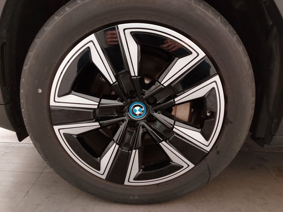 BMW Ix3 Inspiring Leder Navi LED Pano LC prof. foto 8