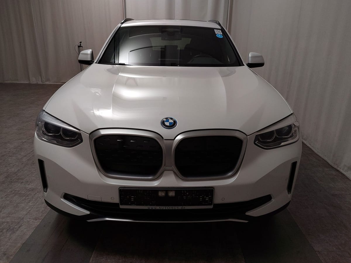 BMW Ix3 Inspiring Leder Navi LED Pano LC prof. foto 9