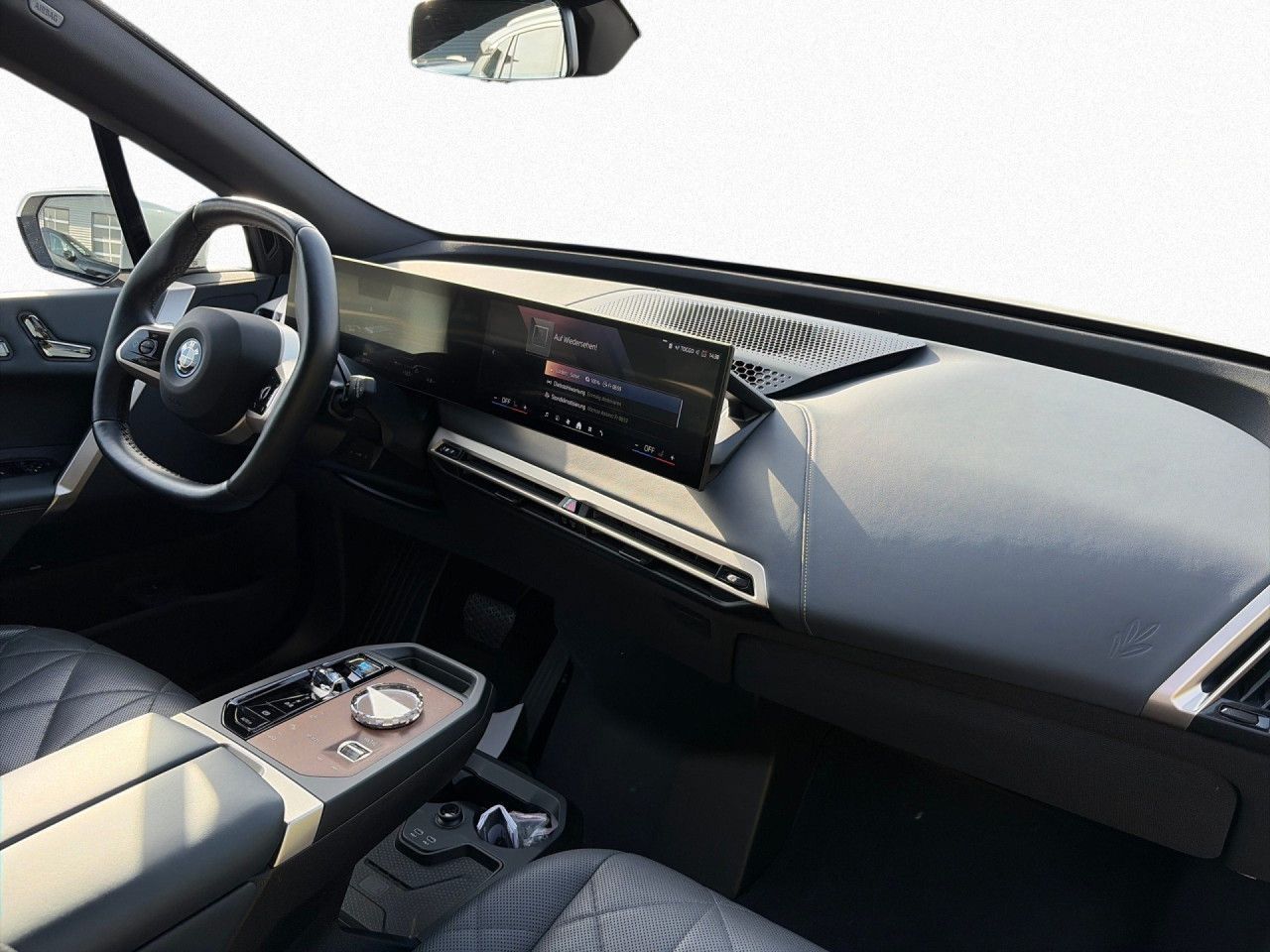 BMW iX xDrive40 Sport SoftCl Laser H/K PAPro SHZ AHK foto 12