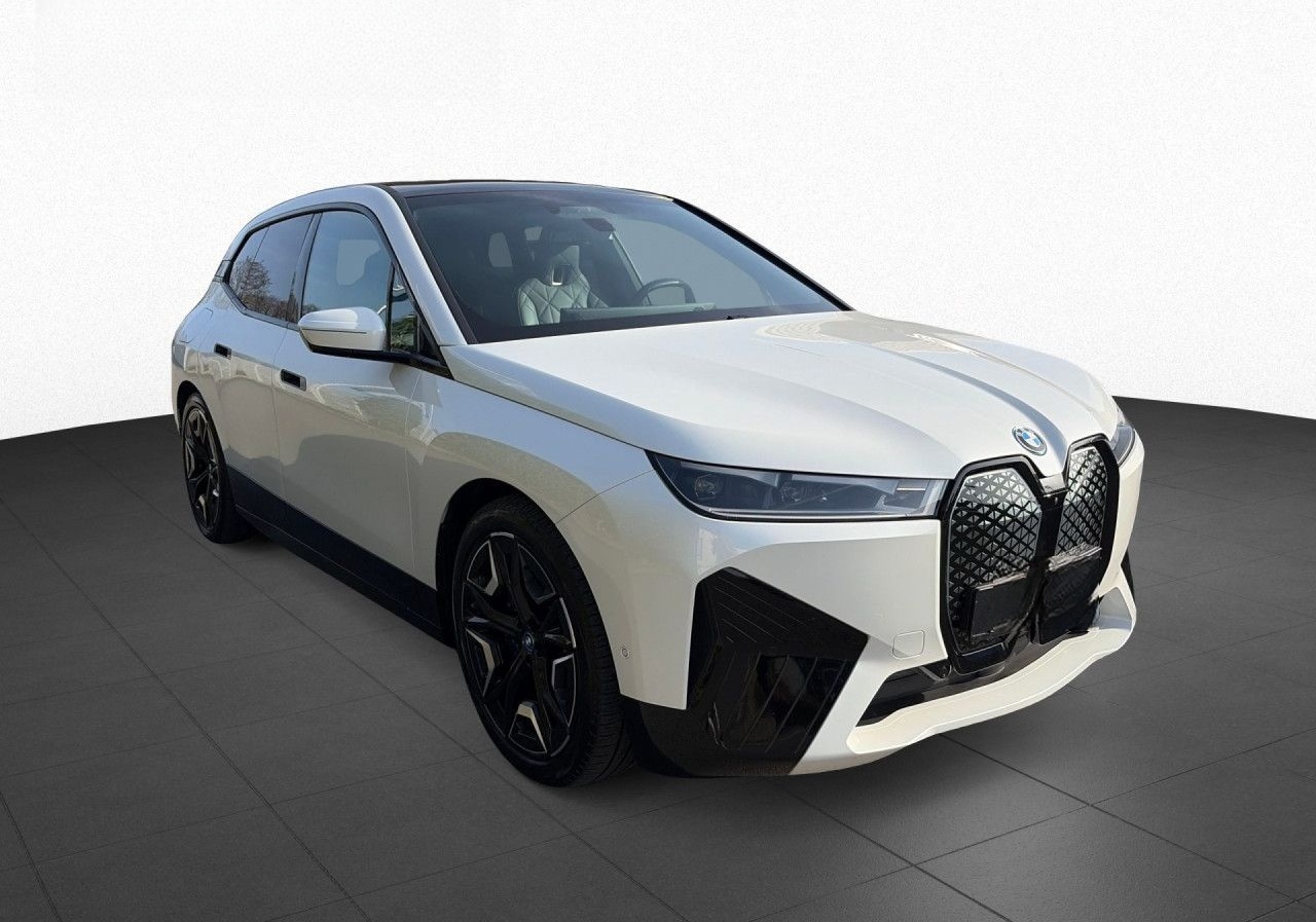 BMW iX xDrive40 Sport SoftCl Laser H/K PAPro SHZ AHK foto 5