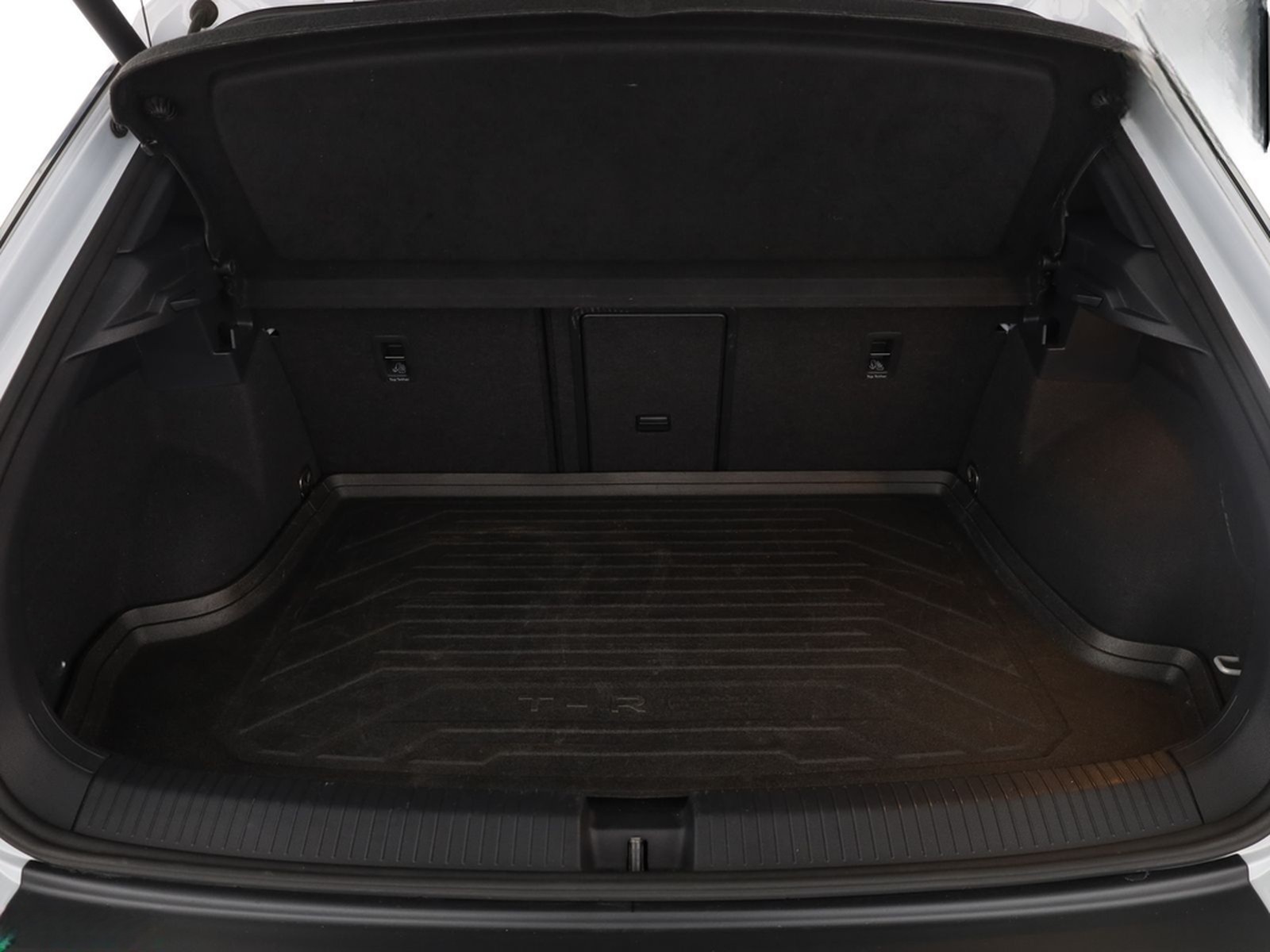 Volkswagen T-Roc 2.0 TSI 4M SPORT BEATS,PANO,KAMERA,KEYLESS foto 13