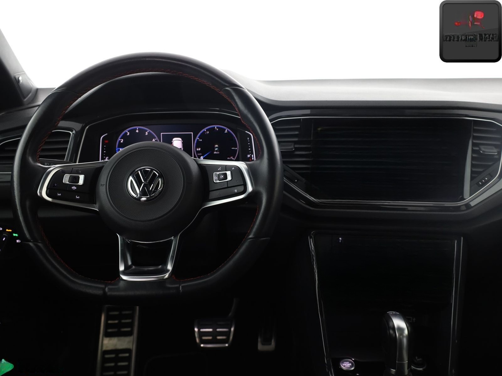 Volkswagen T-Roc 2.0 TSI 4M SPORT BEATS,PANO,KAMERA,KEYLESS foto 16