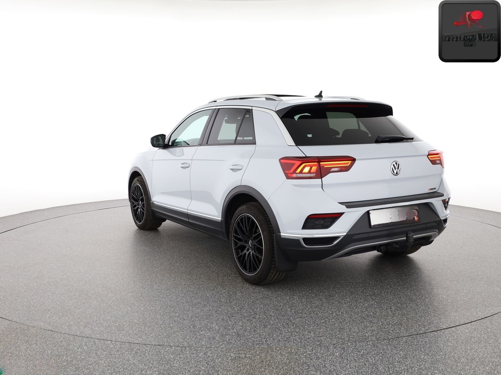 Volkswagen T-Roc 2.0 TSI 4M SPORT BEATS,PANO,KAMERA,KEYLESS foto 3