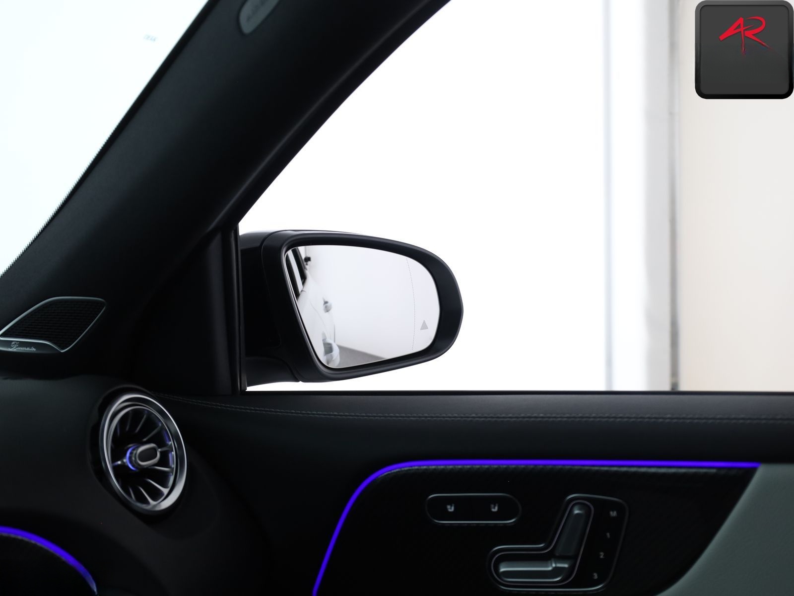 Mercedes-Benz GLB 35 AMG 4M BURMESTER,MULTIBEAM,HEADUP,KEYLESS foto 25