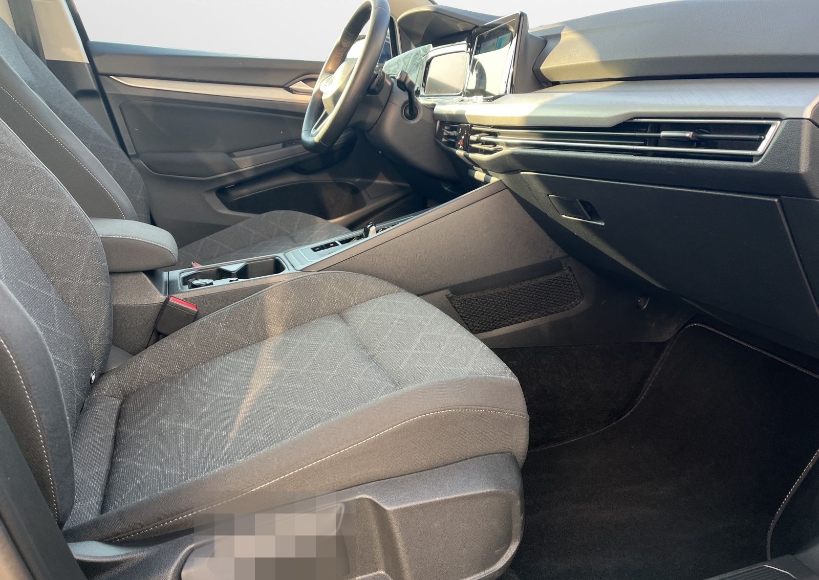 Volkswagen Golf 2.0 TDI DSG Life  Navi LED PDC LM Tempo Kli foto 14