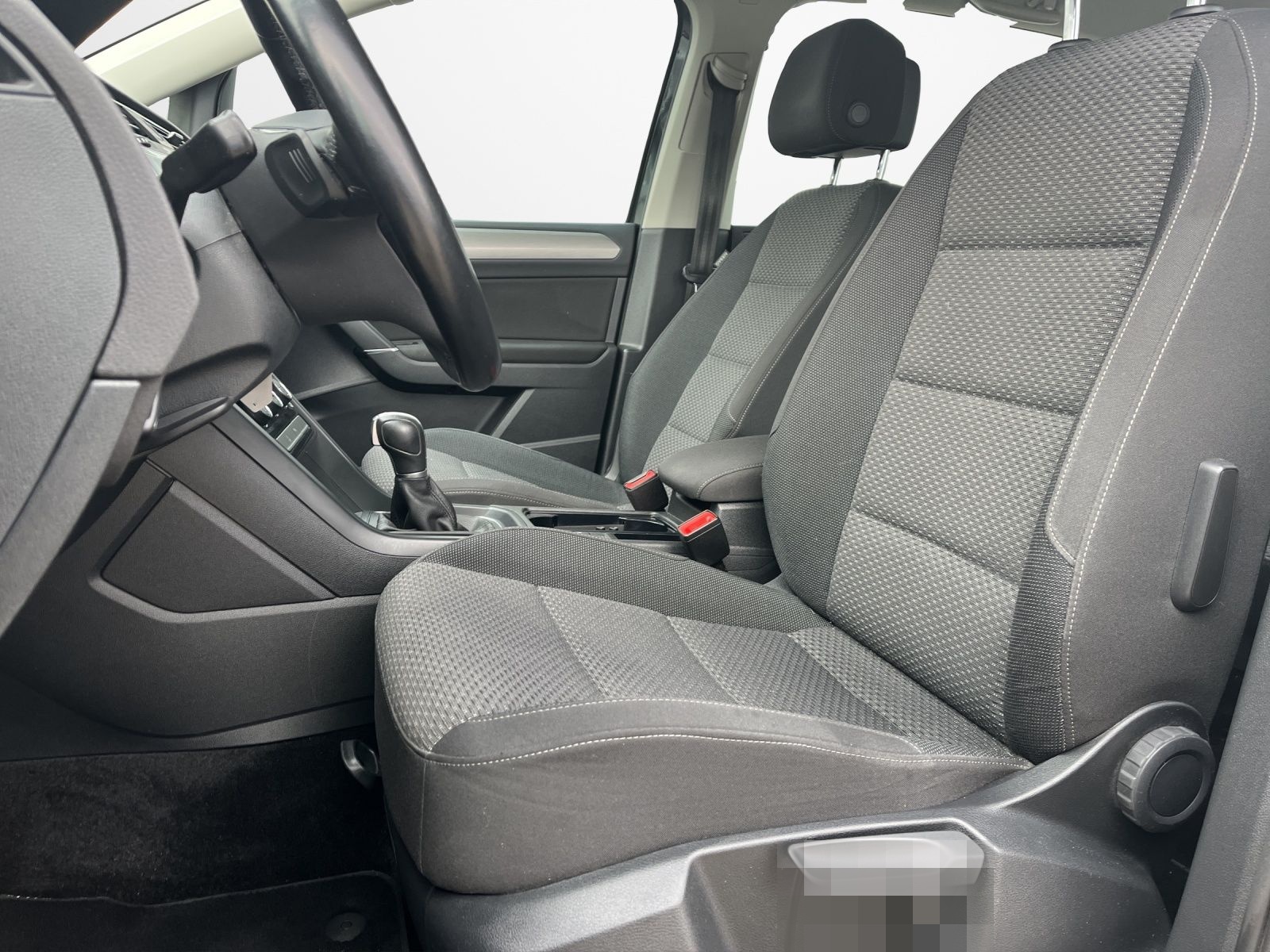 Volkswagen Touran 1.5 TSI DSG Comfortline  AHK Kamera PDC L foto 8