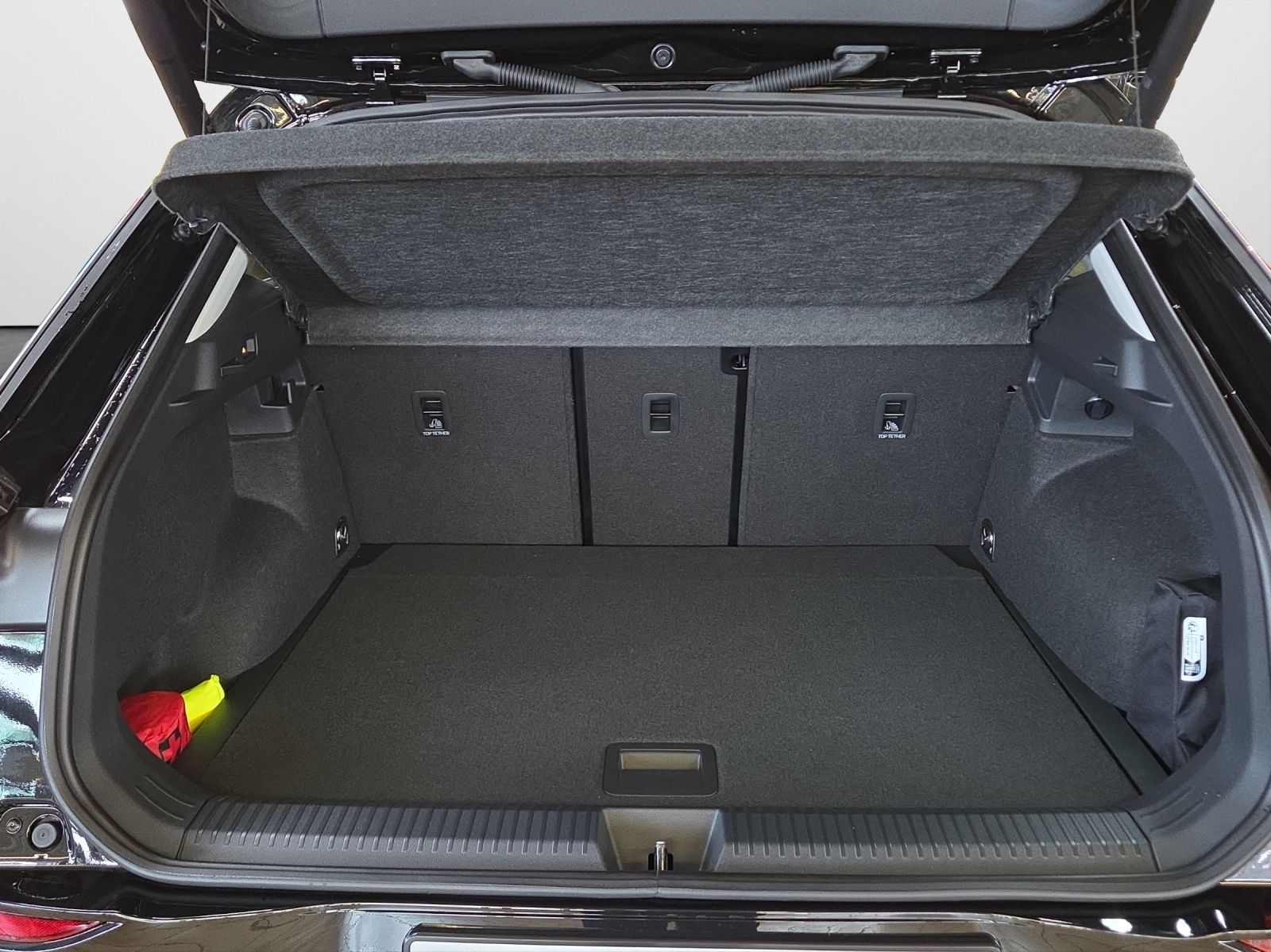 Volkswagen T-Roc 1.5 eTSI DSG Style  HeadUp AHK Navi LED Ka foto 13