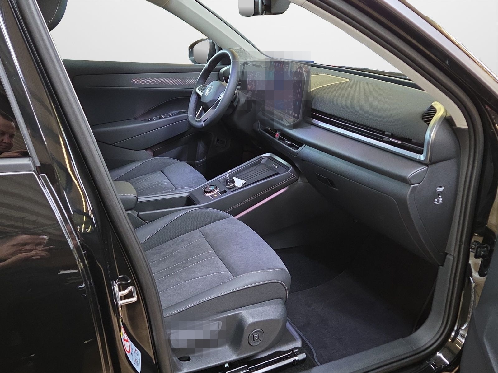 Volkswagen T-Roc 1.5 eTSI DSG Style  HeadUp AHK Navi LED Ka foto 14