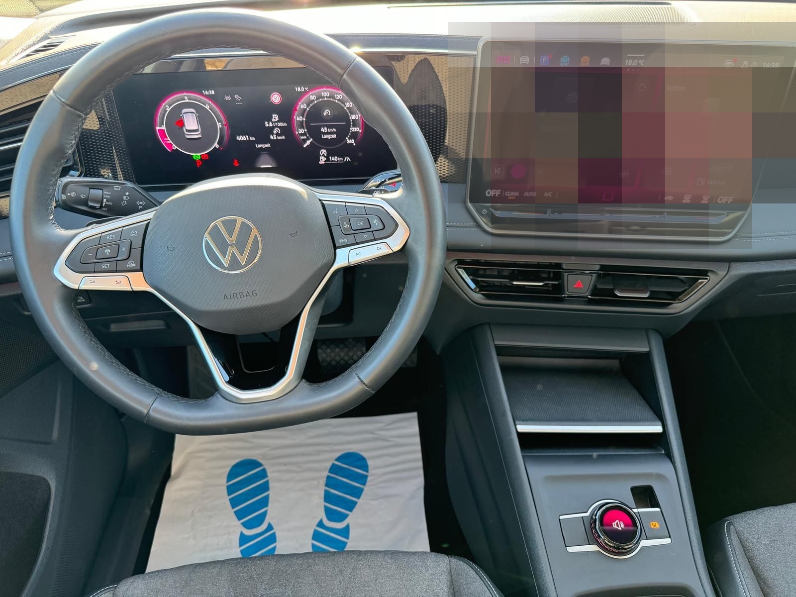 Volkswagen Tiguan 2.0TDI 110 kW Life ACC PDC Kamera foto 7