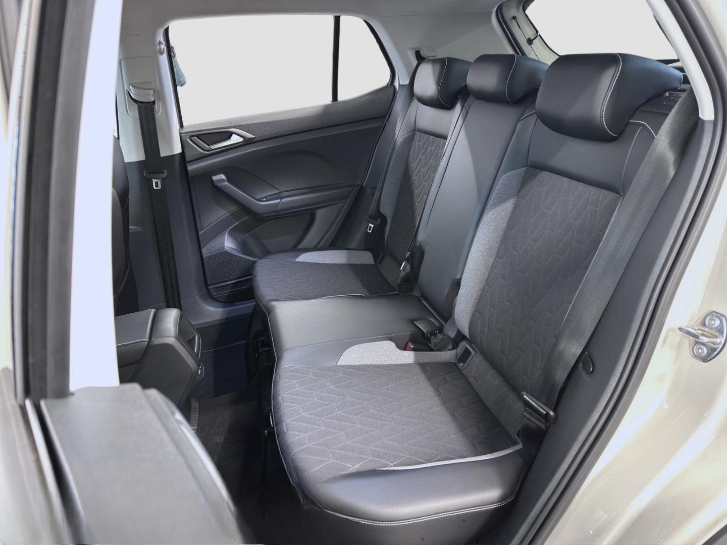 Volkswagen T-Cross 1.0 TSI Life NAVI KAMERA LED ACC foto 22