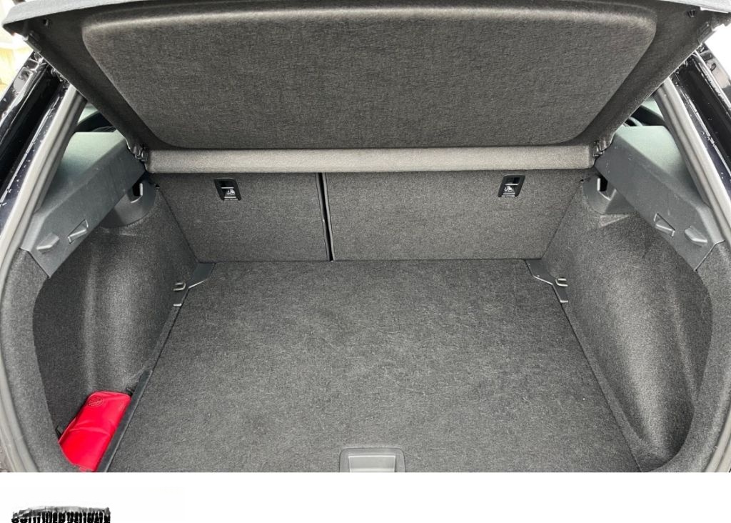 Volkswagen Taigo 1.5 TSI R-Line DSG   AHK   Navi   Matrix-L foto 8