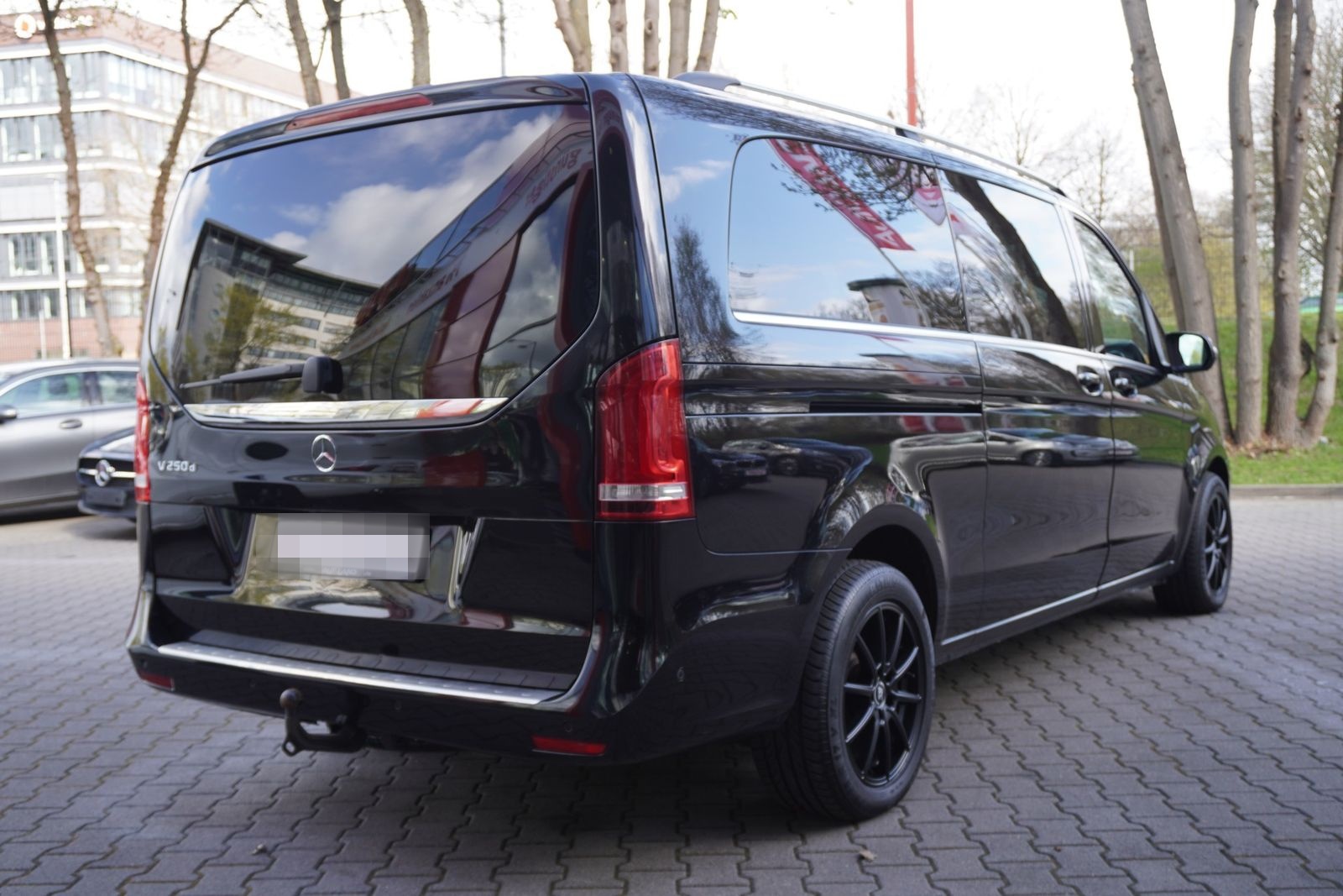 Mercedes-Benz V250 d Advantgarde extralang LED 8-Sitzer AHK foto 6