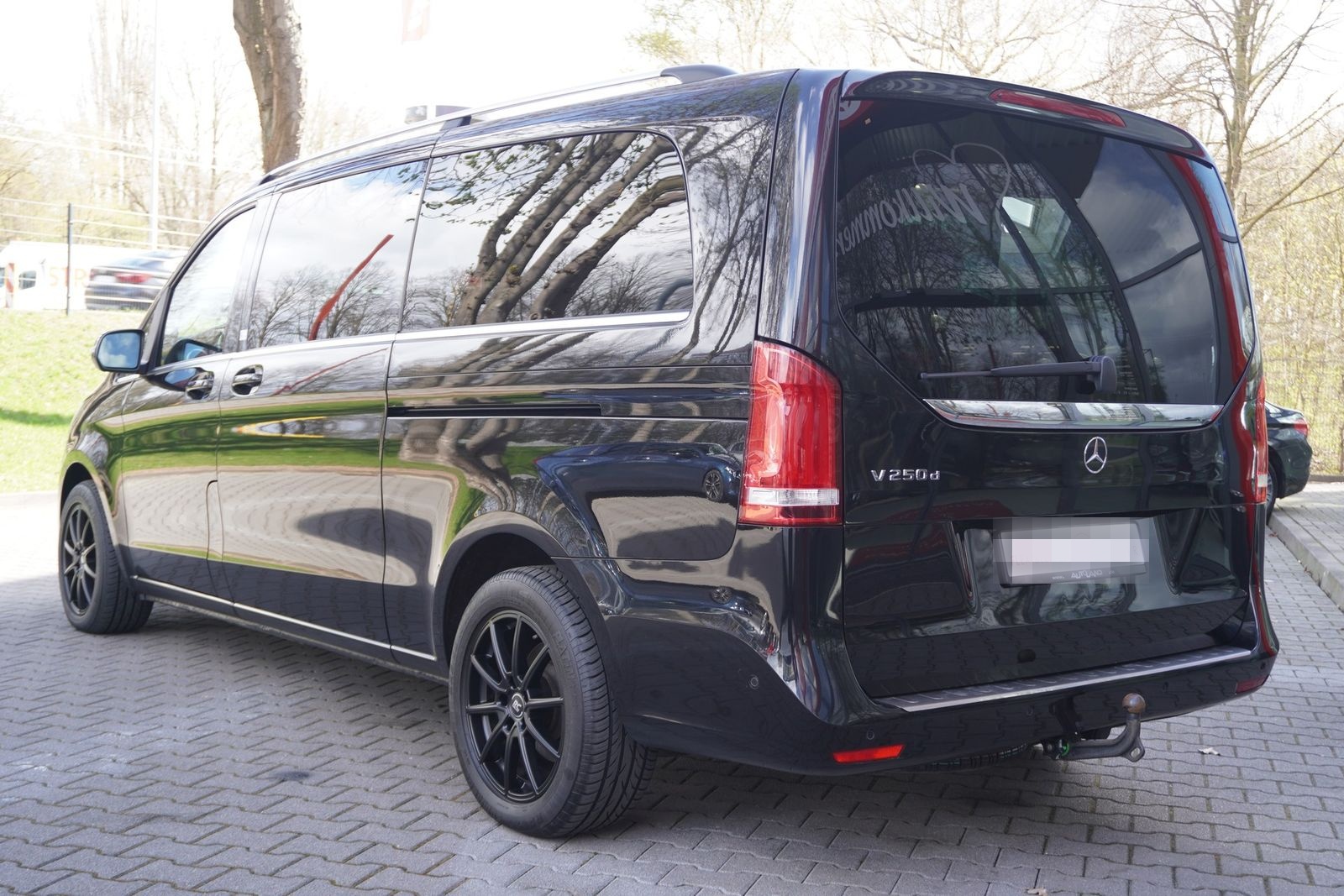 Mercedes-Benz V250 d Advantgarde extralang LED 8-Sitzer AHK foto 8