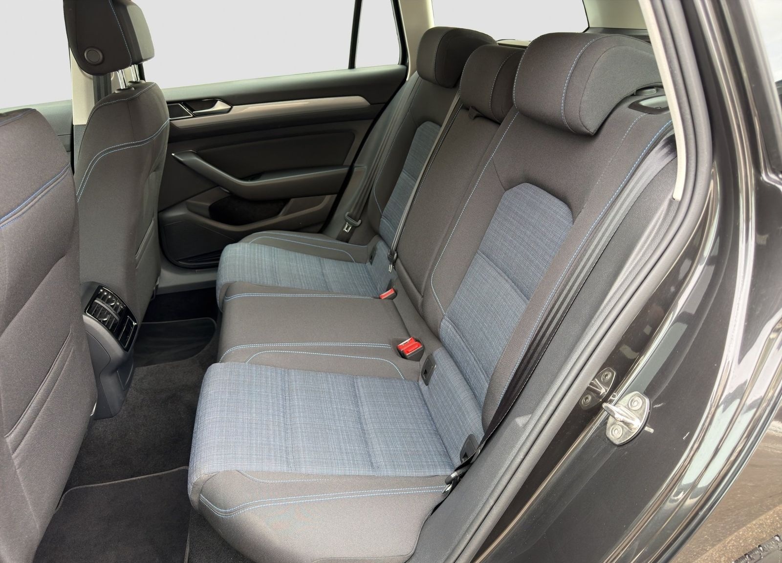 Volkswagen Passat Variant GTE 1.4 eHybrid Travel Assist 230 foto 10
