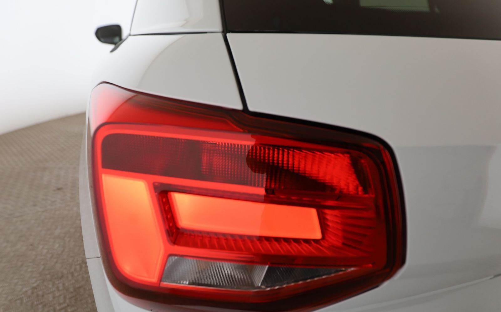 Audi Q2 40 TFSI quattro S line Pano+AHK+SONOS+MMI-Plu foto 11