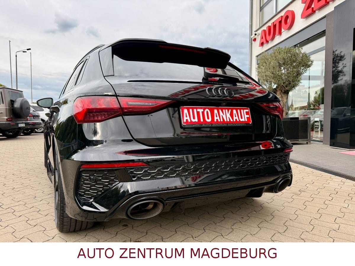 Audi RS 3 Sportback 2.5 TFSI quattro NAV LED B&O foto 12