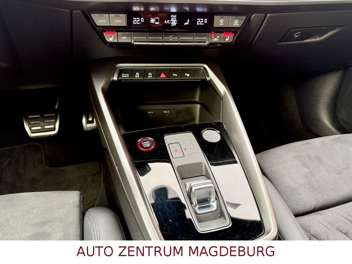 Audi RS 3 Sportback 2.5 TFSI quattro NAV LED B&O foto 25