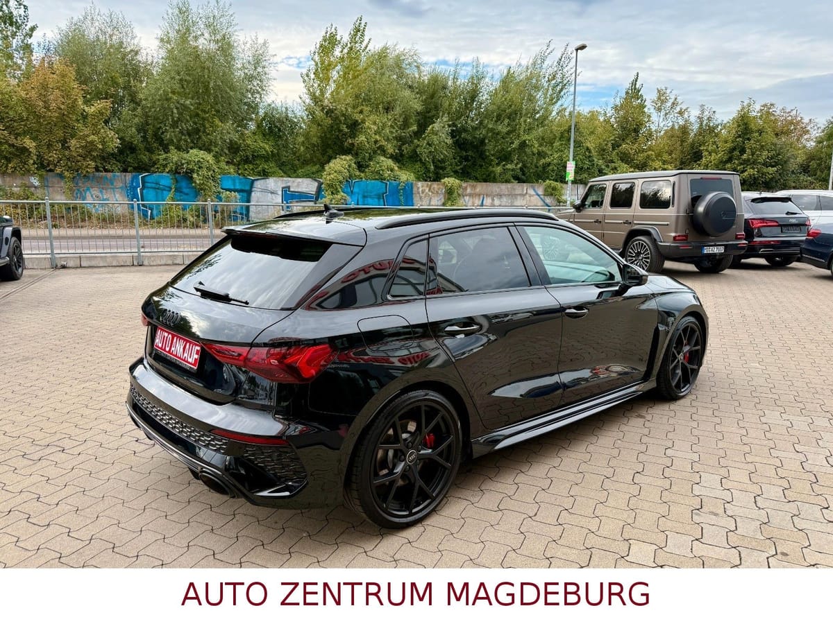 Audi RS 3 Sportback 2.5 TFSI quattro NAV LED B&O foto 6