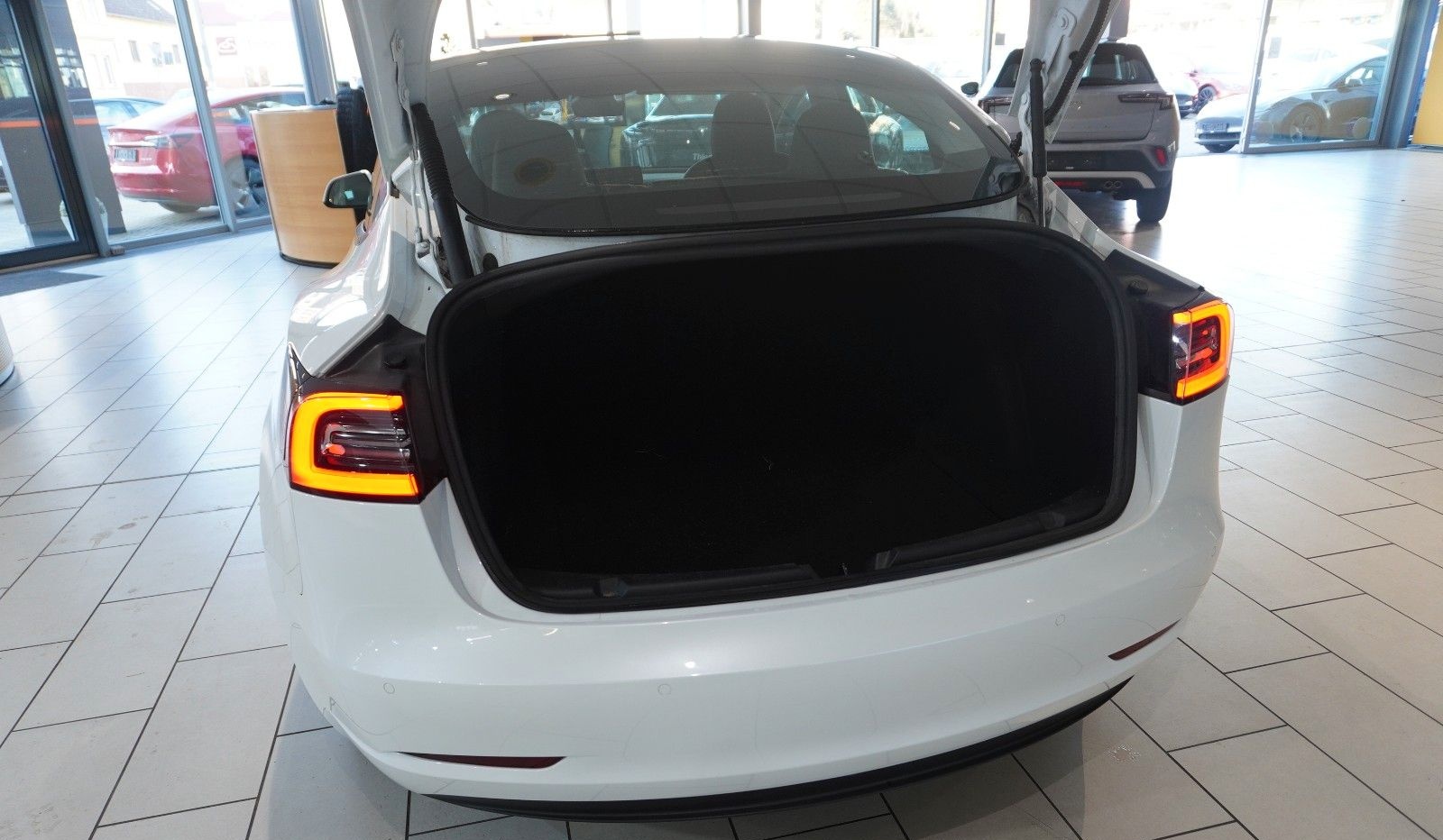 Tesla Model 3 PERFORMANCE DUAL-MOTOR NAVI/LED/PILOT+ foto 13
