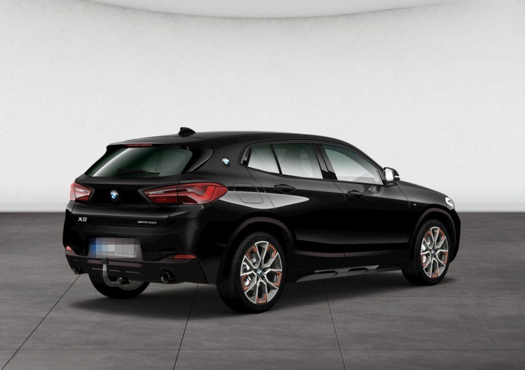 BMW X2 sDrive20i foto 2