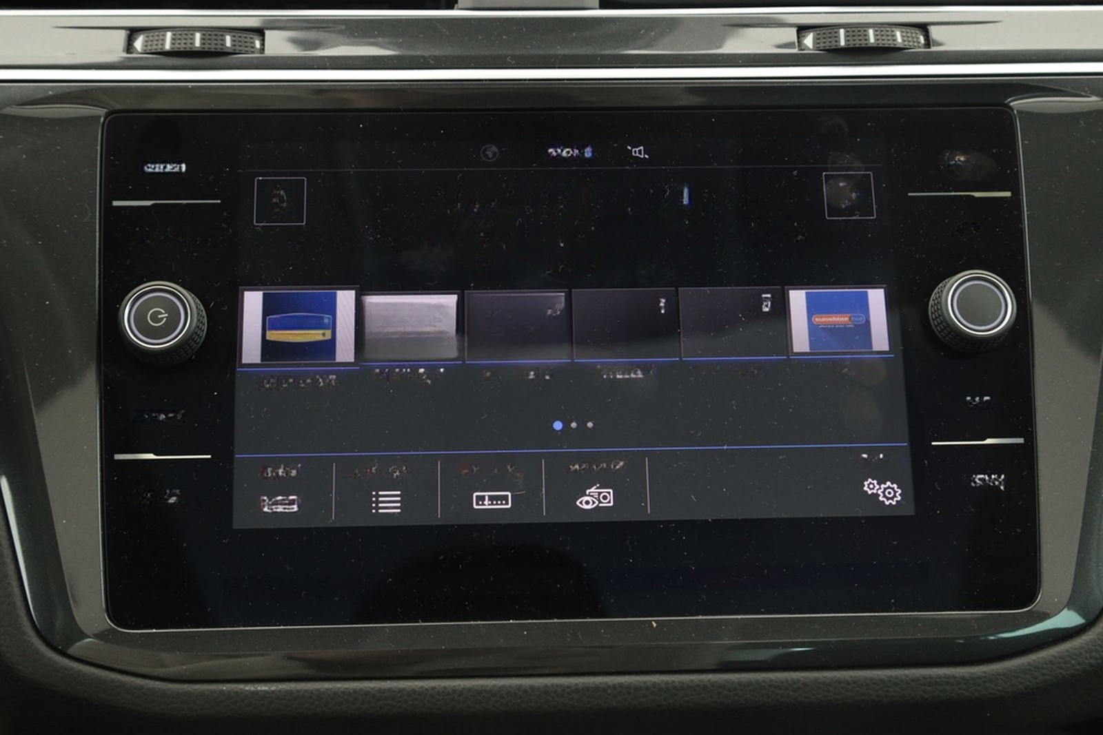 Volkswagen Tiguan 2.0 TSI DSG 4MOTION IQ.DRIVE | PANO | foto 17