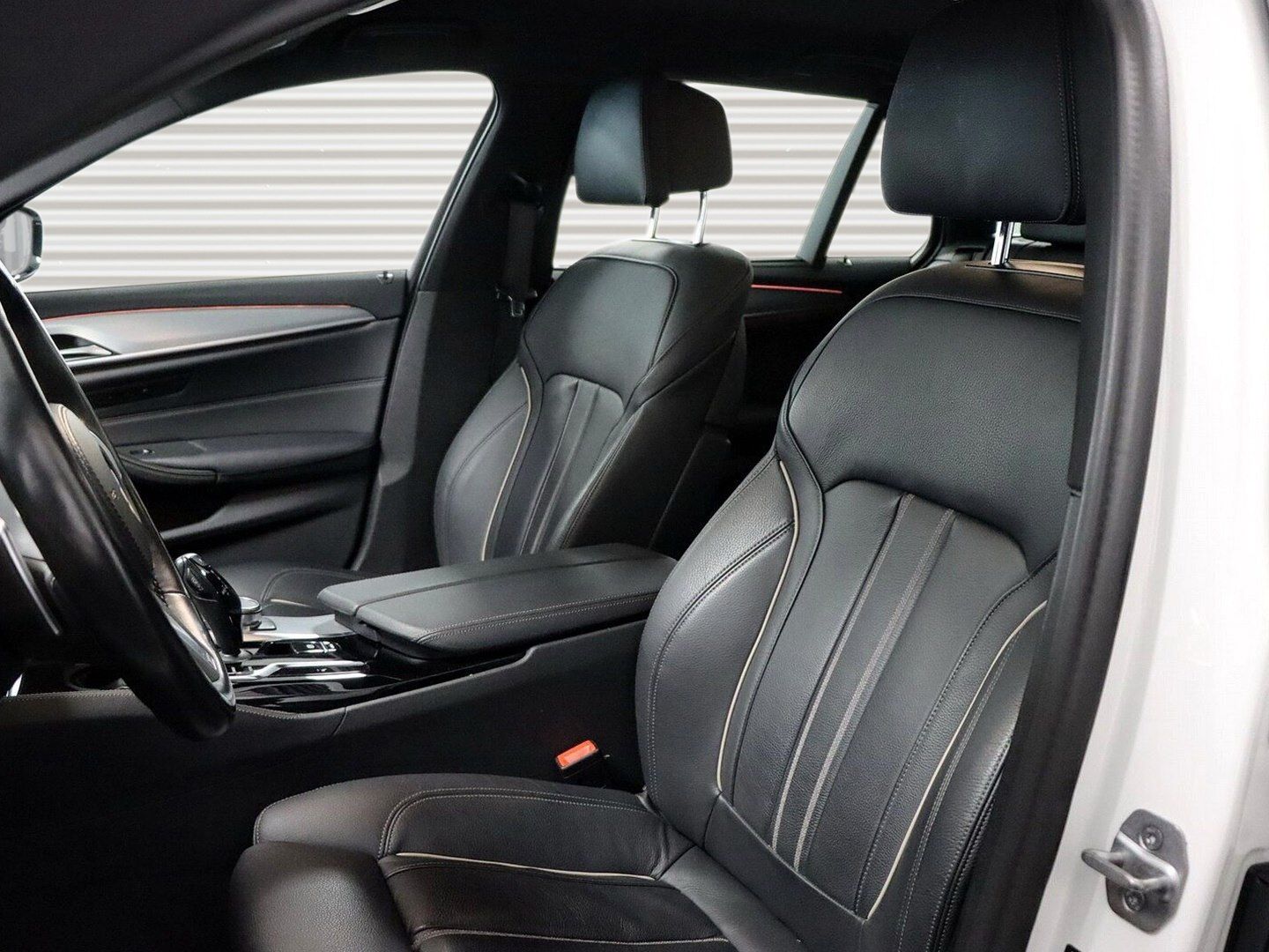 BMW 540d xDrive M-Sport foto 15