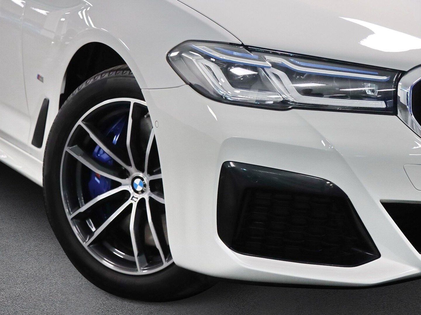 BMW 540d xDrive M-Sport foto 4