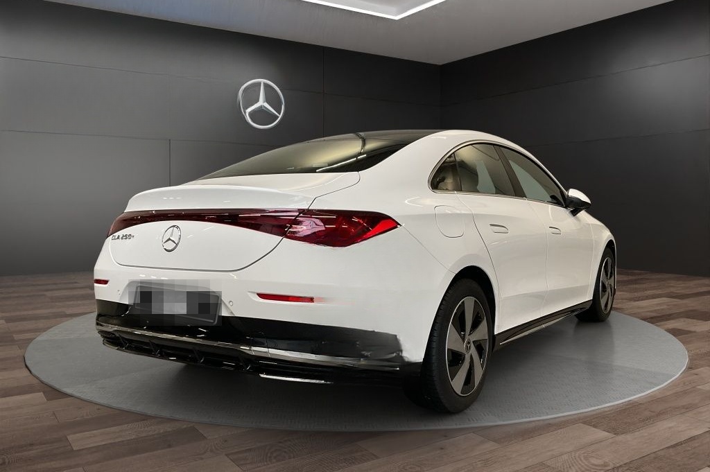 Mercedes-Benz CLA 250+ AMG PANORAMA DISTRONIC 360°KEYLESS NAVI foto 3