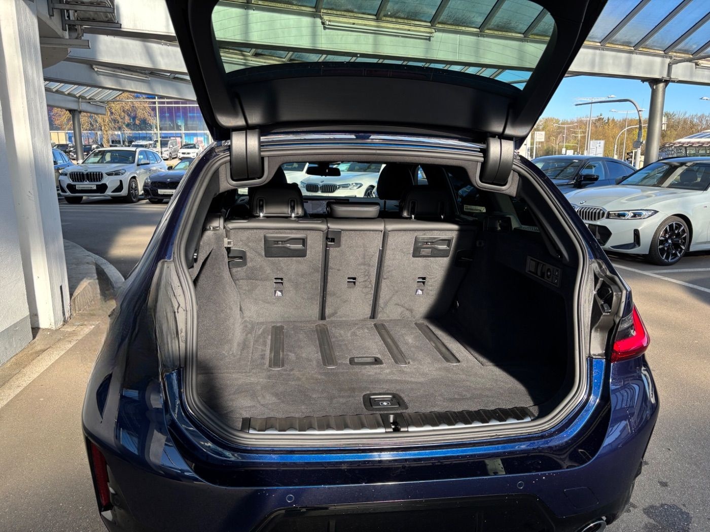 BMW 320d xD. Tour M-Sport 19-Zoll/AHK GARANTIE-08/29 foto 5