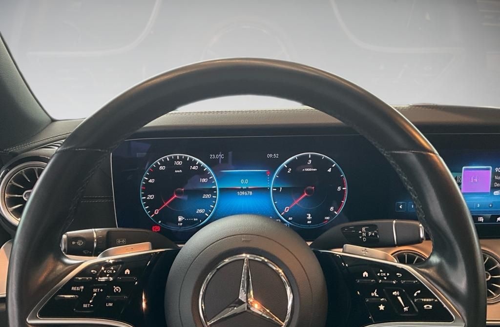 Mercedes-Benz E 220 d Avantgarde Cabriolet AHK AUT Kam. KlimaA foto 12