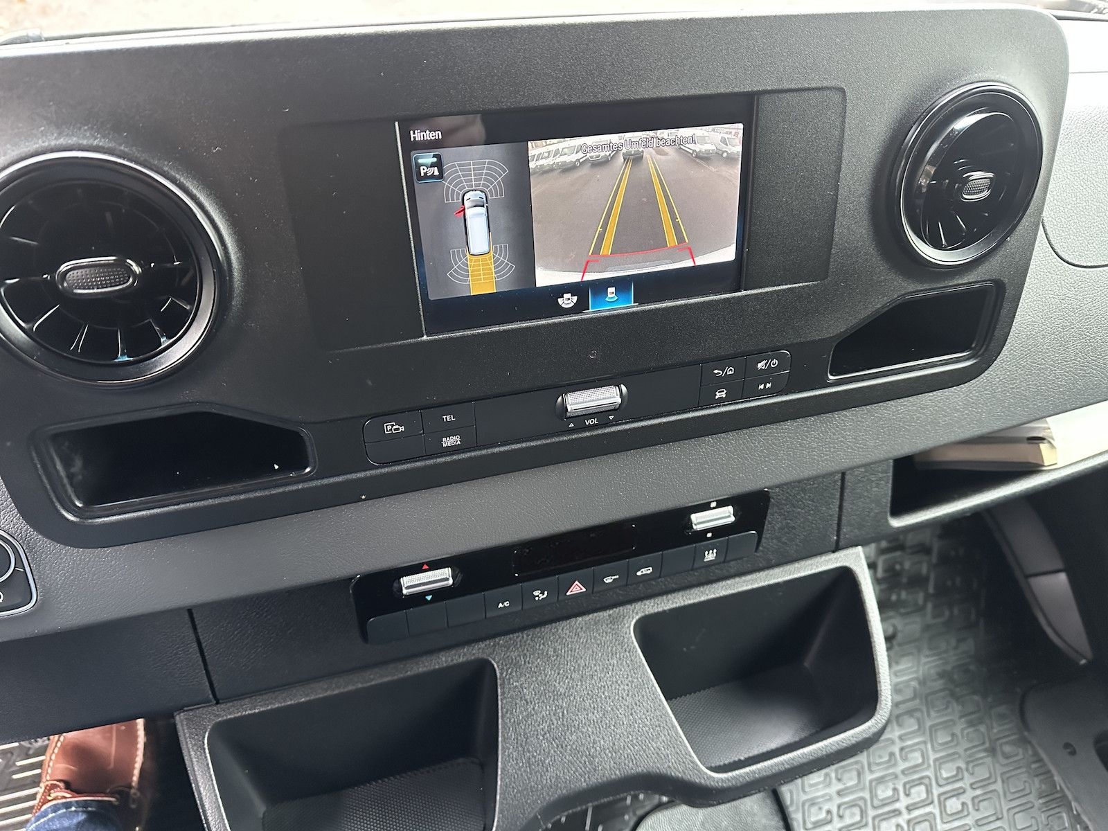 Mercedes-Benz Sprinter 314 CDI RWD L2 2 x Zusatzheizung Regale foto 19