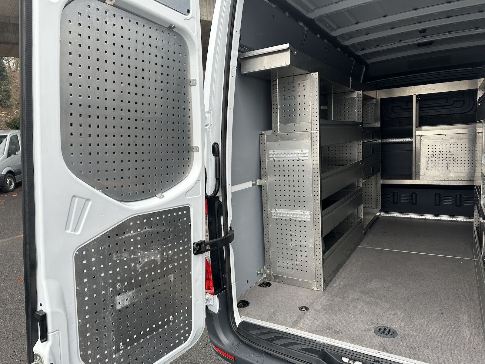 Mercedes-Benz Sprinter 314 CDI RWD L2 2 x Zusatzheizung Regale foto 25