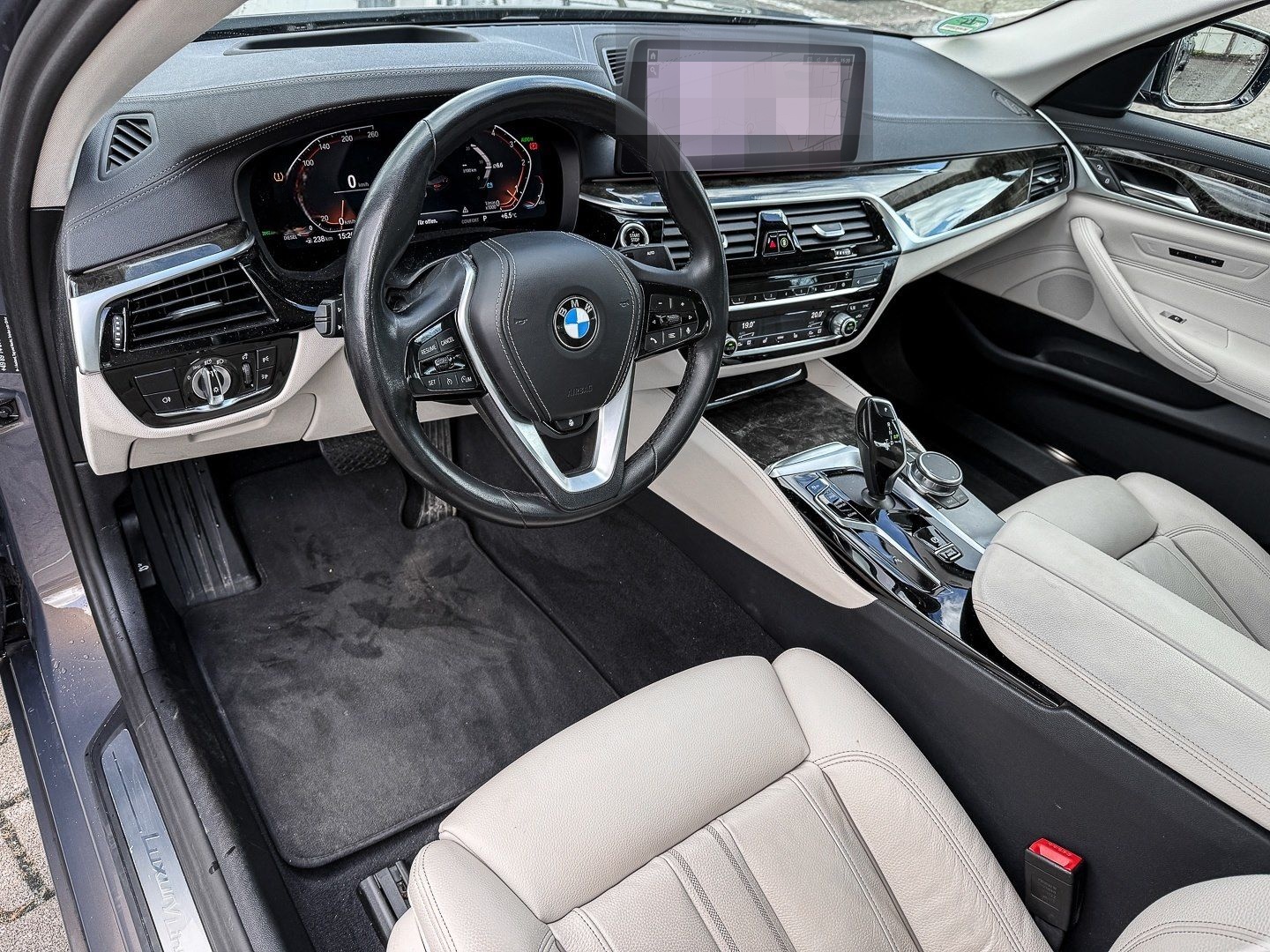 BMW 530d AHK+HUD+NAVI+STANDHEIZUNG foto 7