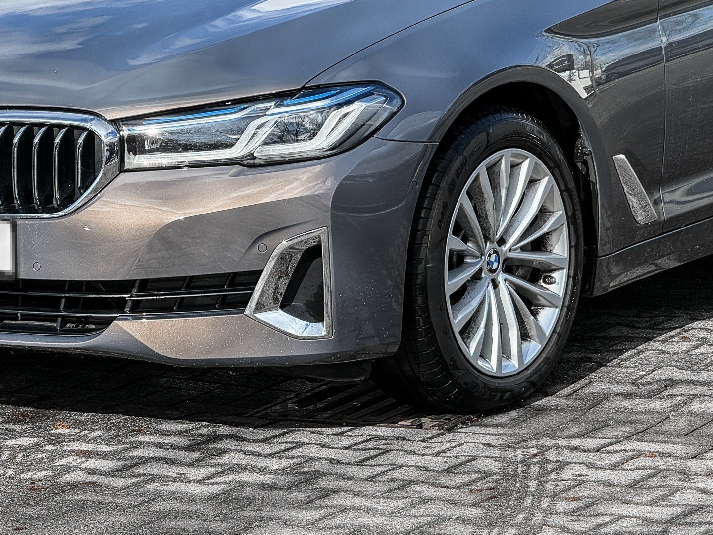 BMW 530d AHK+HUD+NAVI+STANDHEIZUNG foto 5