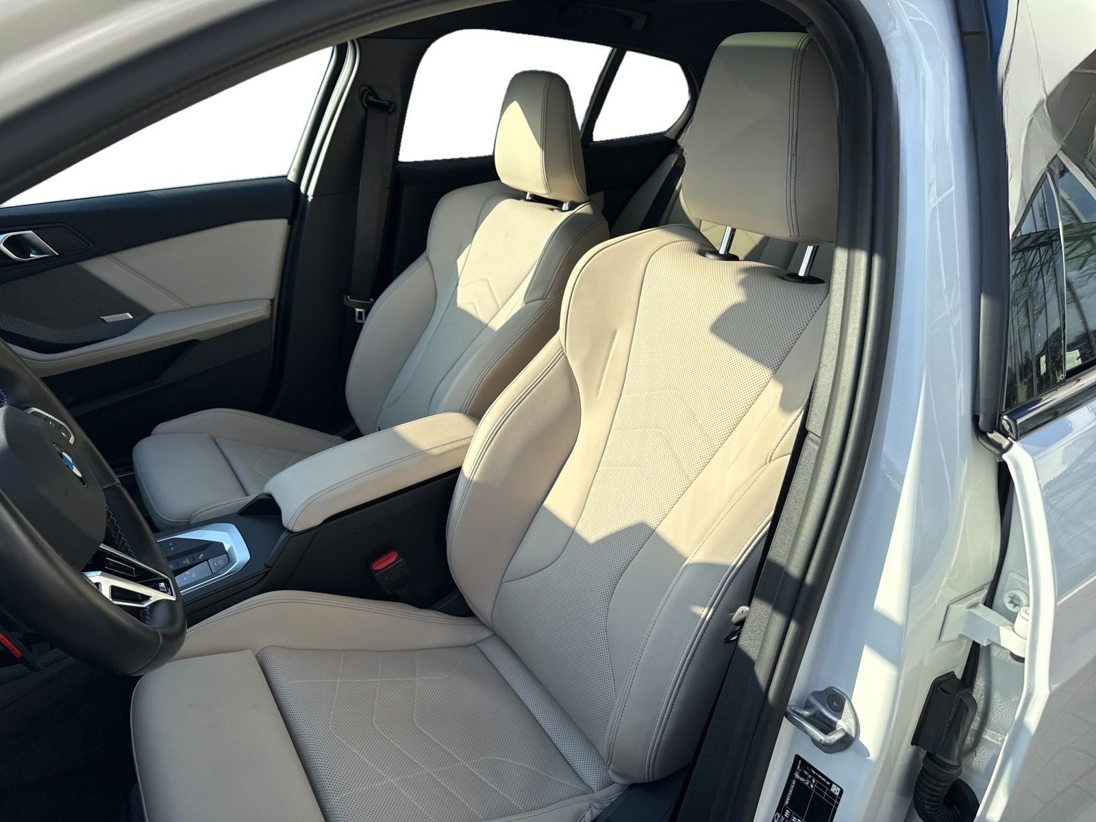 BMW M135 xDrive UPE 61.860 Premium Paket foto 7