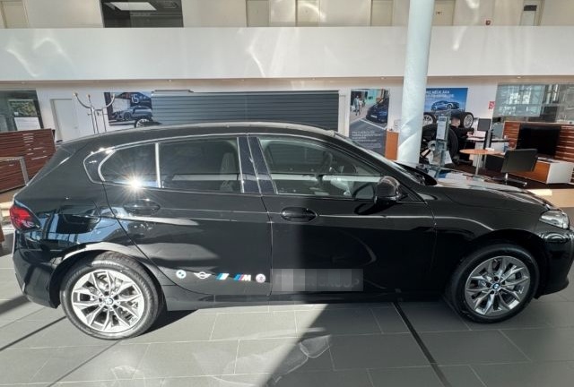 BMW 120 HUD Navi Digitales Cockpit LED Kurvenlicht W foto 3
