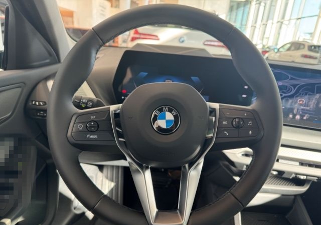 BMW 120 HUD Navi Digitales Cockpit LED Kurvenlicht W foto 8
