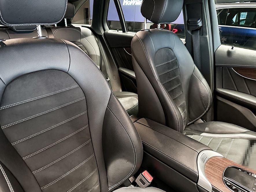 Mercedes-Benz GLC 300 de 4M AMGLi+OFFROAD+CHROM+LED+AHK+DISTR foto 16