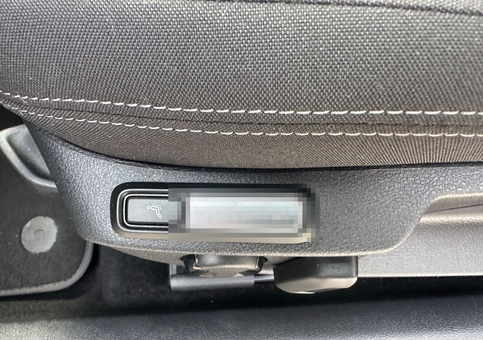 Volkswagen Passat Business MASSAGE LED NAVI RFK foto 26