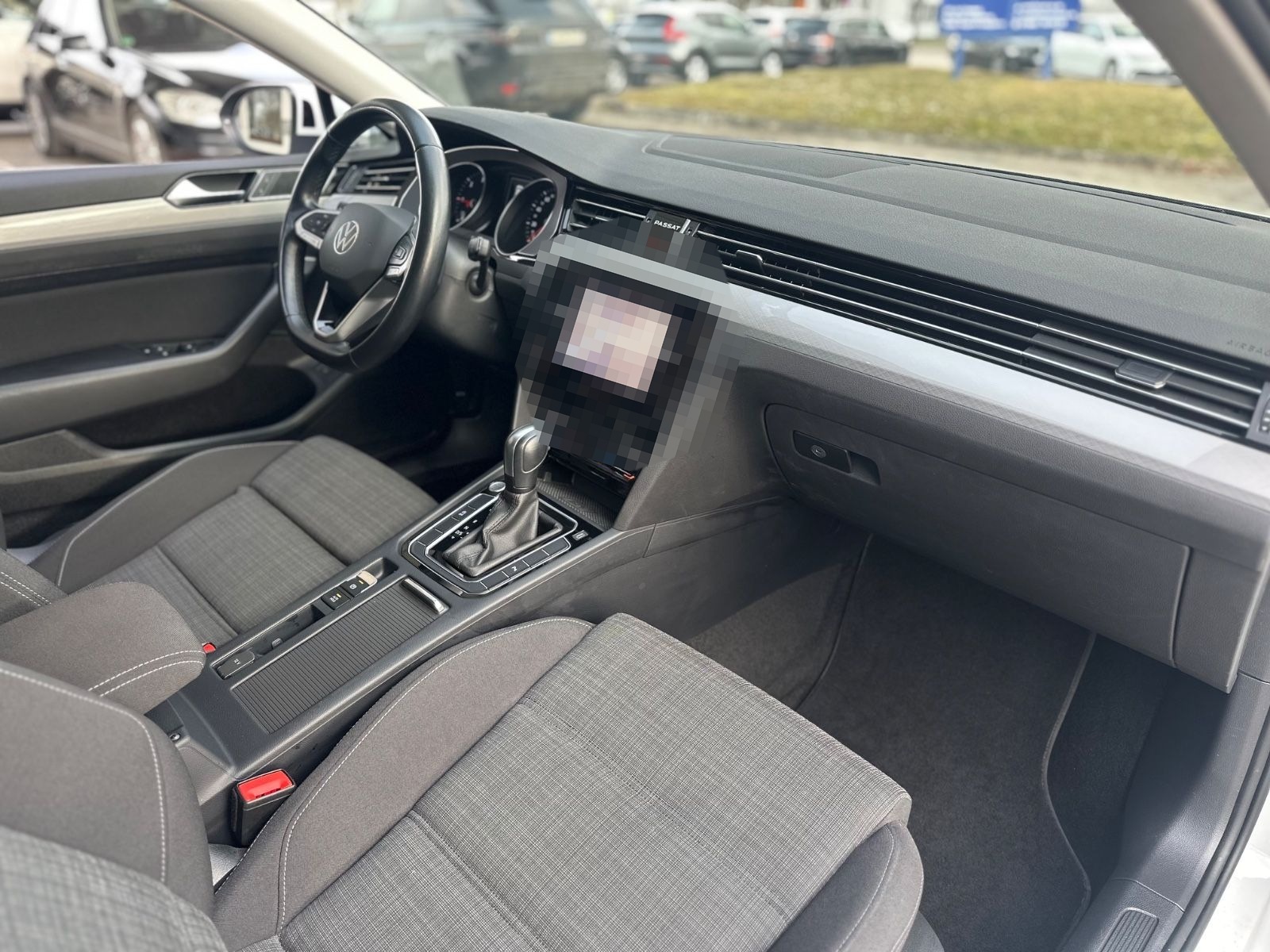 Volkswagen Passat Business MASSAGE LED NAVI RFK foto 28