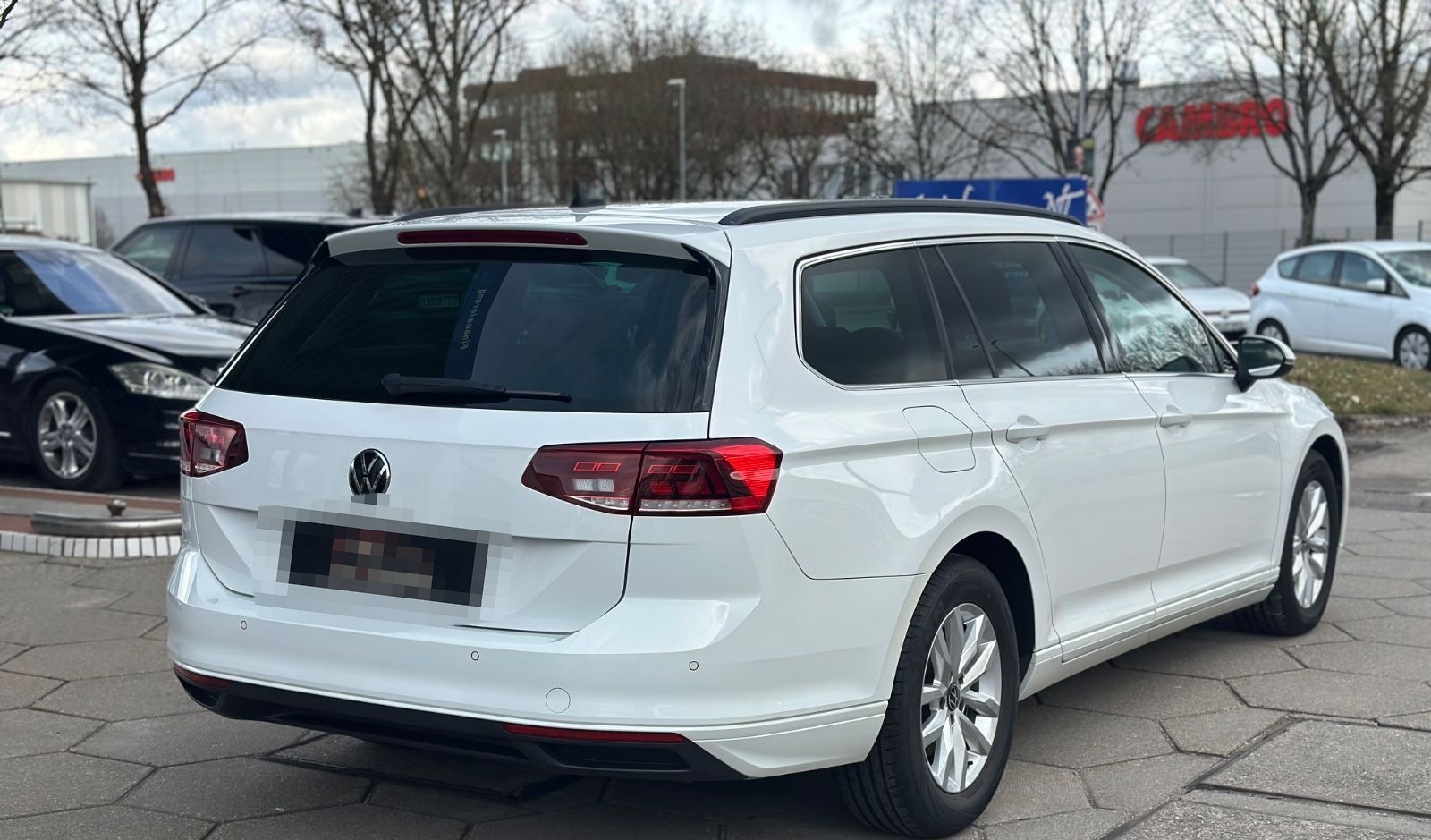Volkswagen Passat Business MASSAGE LED NAVI RFK foto 5