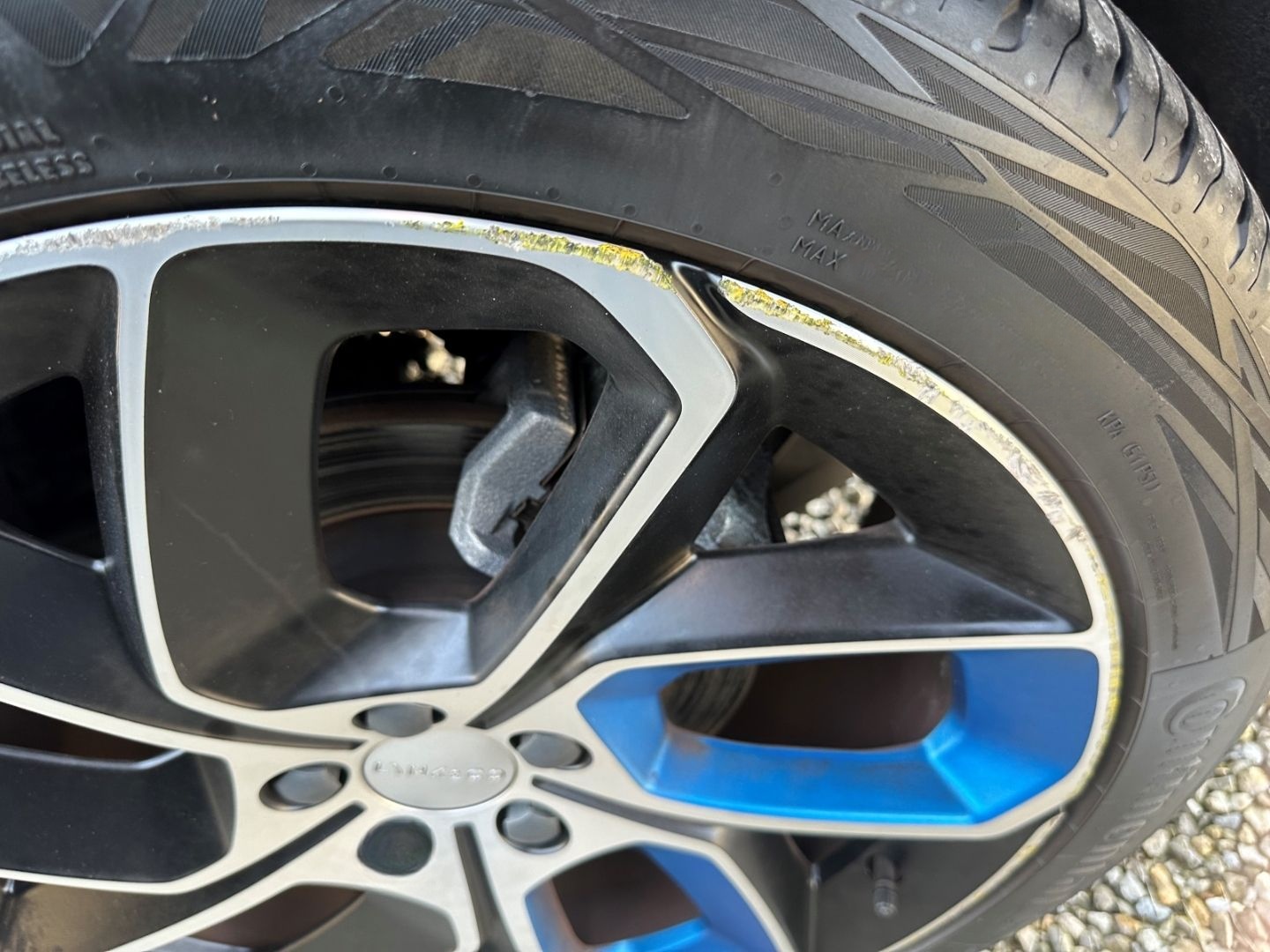 Lynk&Co 01 1.5 TD 192 kW El. Panodach Navi Memory Sitze  foto 25